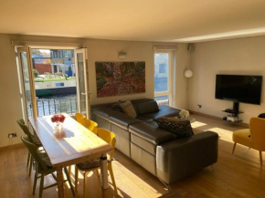 GuestReady -Modern Flat Overlooking Regent's Canal